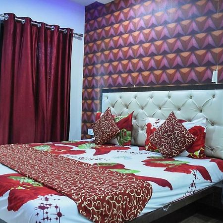 Hotel Dilip Индаур Экстерьер фото